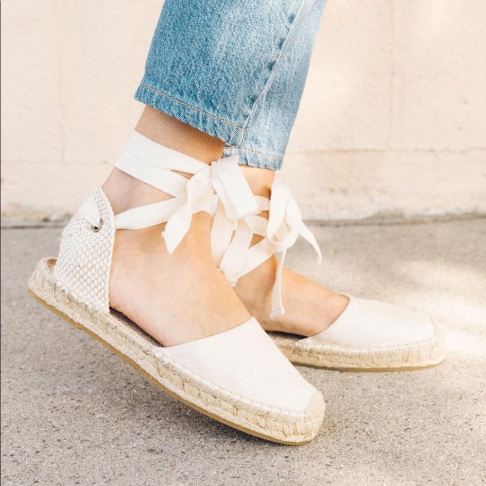 Shoes - Picture 4 of 5